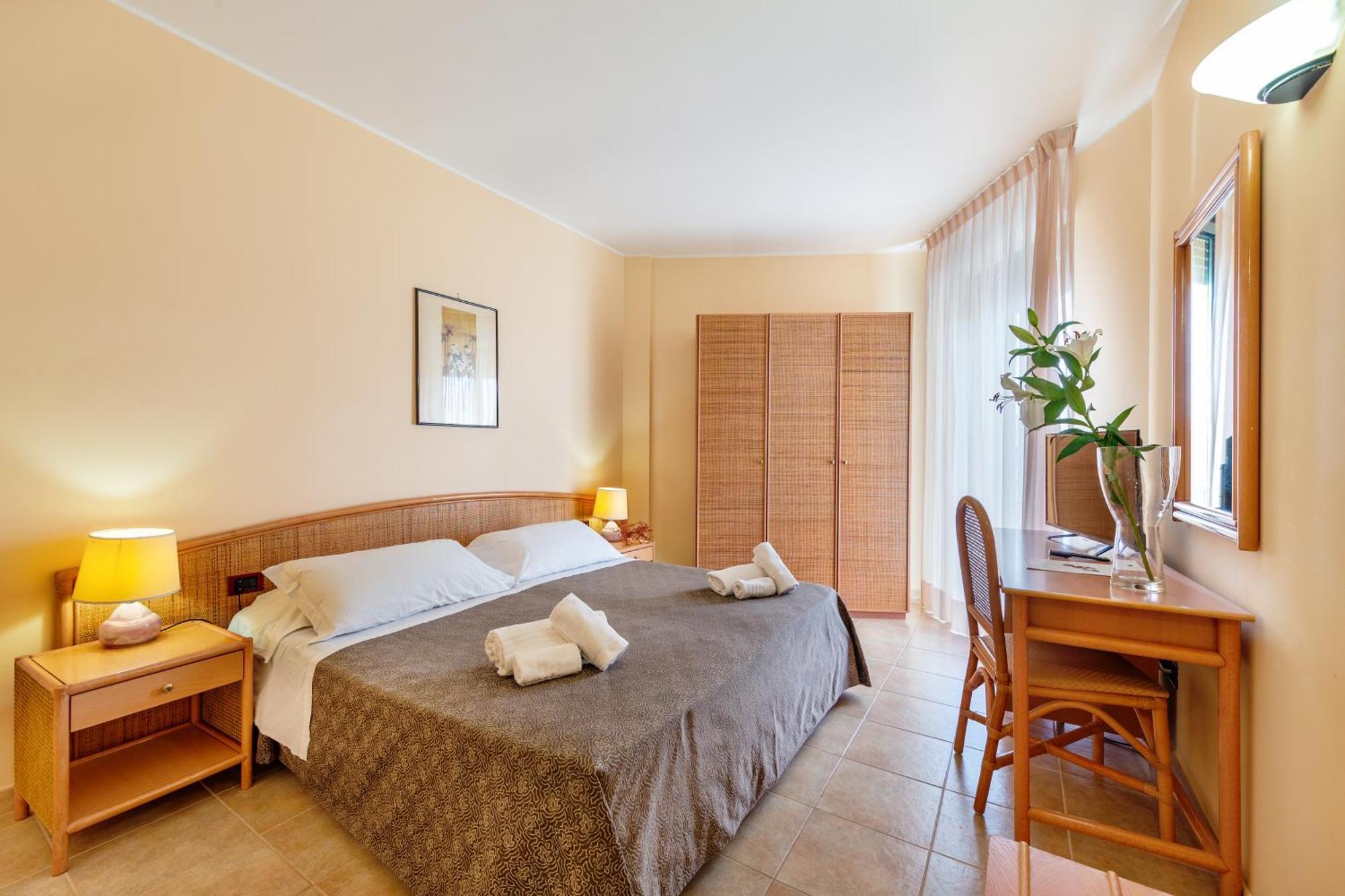 Standard Double or Twin Room Balcony